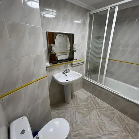 Titanic Apartament Cazorla